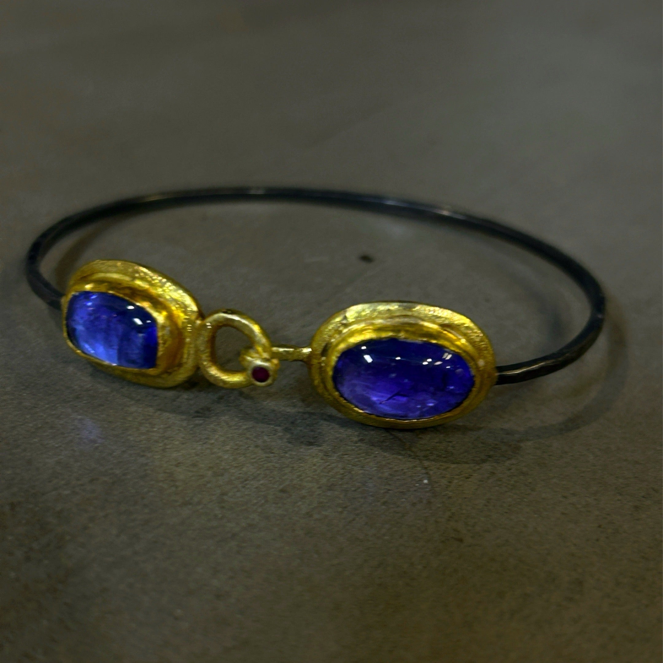 Twin Tanzanite Bangle