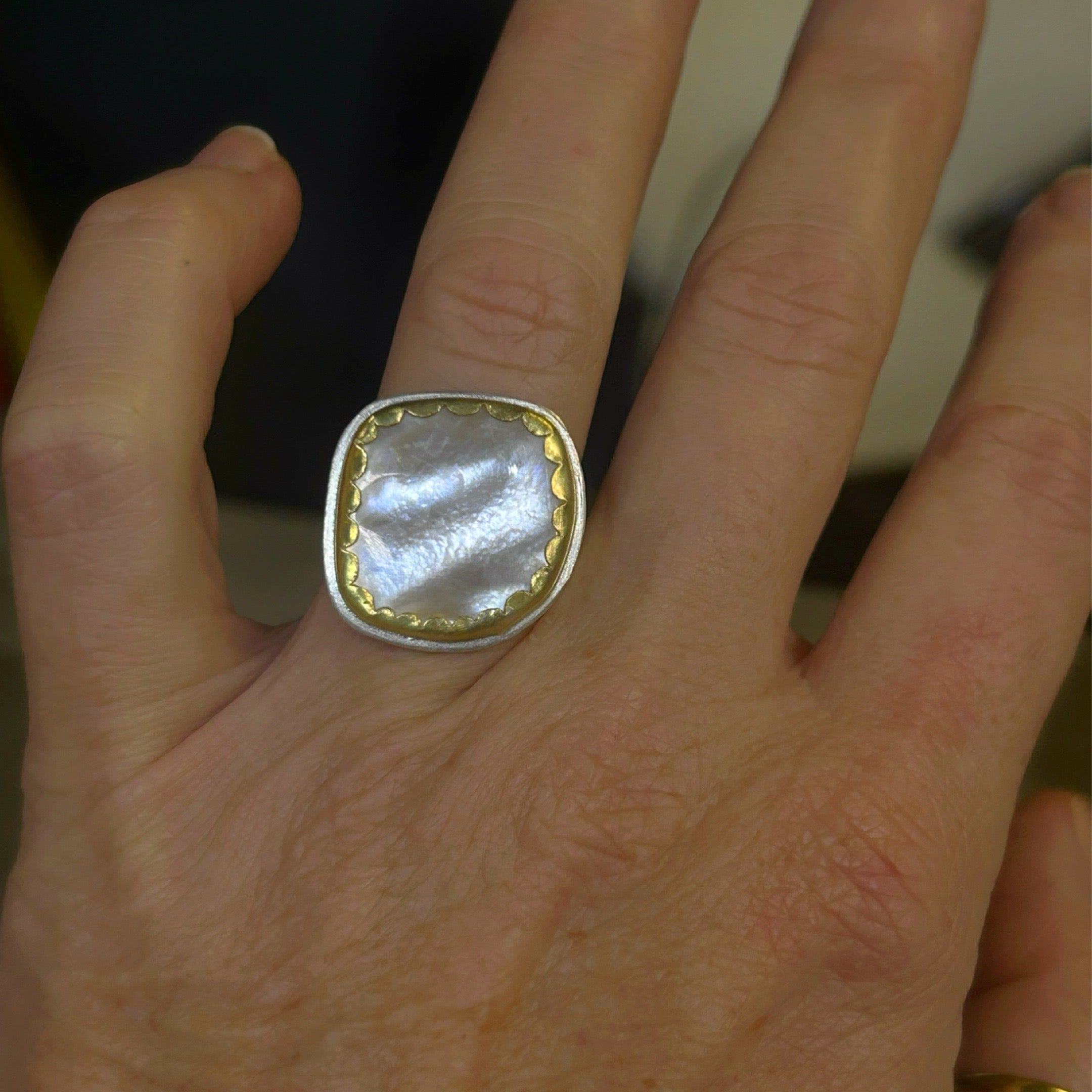 Scalloped Mother of Pearl Ring