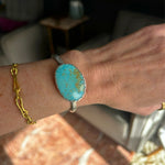 Vintage style turquoise cuff