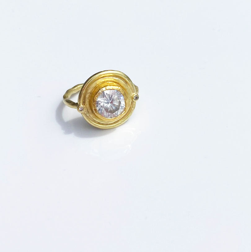Paula ring