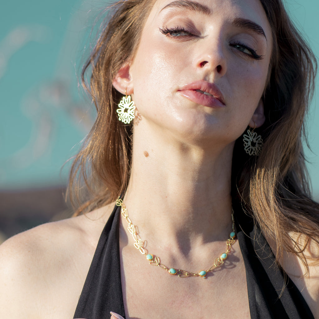 Turquoise flower necklace